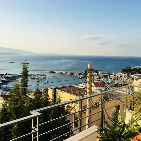 Apartment Lux Secret Piraeus